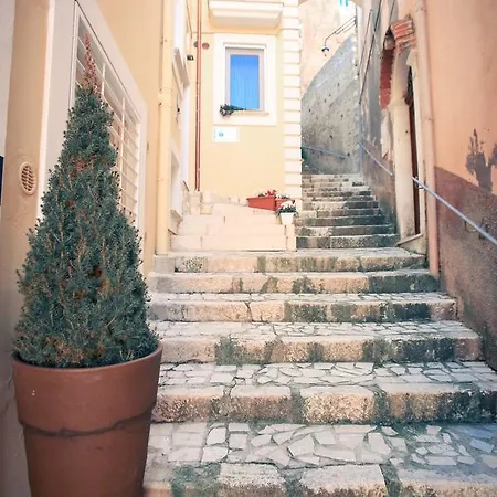 Il Viaggiatore Medievale Bed & Breakfast Gaeta